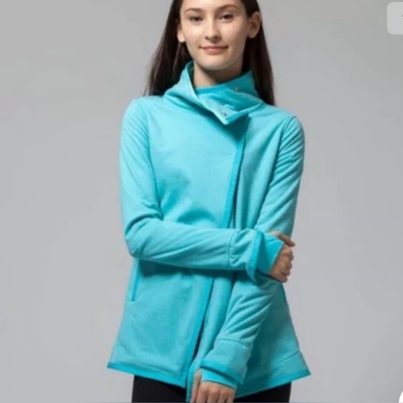 Ivivva Girls Lululemon Big Business Wrap Fleece Wrap/Jacket Sz 12 - Picture 9 of 9